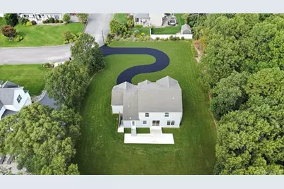 35 Evergreen Avenue, Port Jefferson Station, NY 11776 - Photo 3