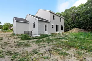 35 Evergreen Ave, Port Jefferson Station, NY 11776 - Photo 21