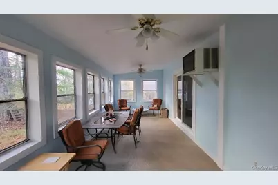 3 Manor Drive W, Poughkeepsie, NY 12603 - Photo 9