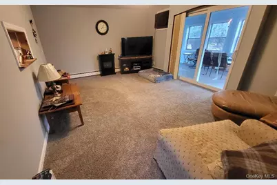 3 Manor Drive W, Poughkeepsie, NY 12603 - Photo 7