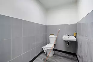 1636 E 172nd St, Bronx, NY 10472 - Photo 9