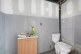 1636 E 172nd St, Bronx, NY 10472 - Photo 27