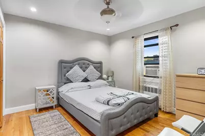 73-10 220th Street #Uppr, Oakland Gardens, NY 11364 - Photo 9