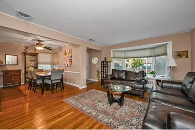 15428 27th Avenue, Flushing, NY 11354 - Photo 5