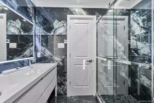 33 6th Ave, Massapequa Park, NY 11762 - Photo 35