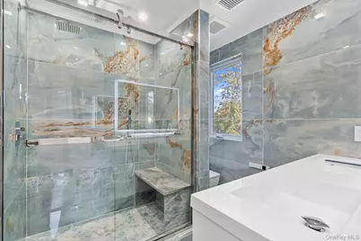 33 6th Avenue, Massapequa Park, NY 11762 - Photo 27