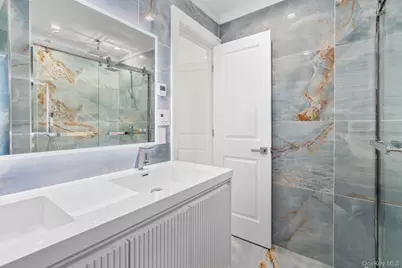 33 6th Avenue, Massapequa Park, NY 11762 - Photo 29