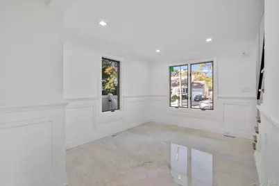 33 6th Avenue, Massapequa Park, NY 11762 - Photo 23