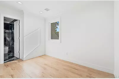 33 6th Avenue, Massapequa Park, NY 11762 - Photo 33