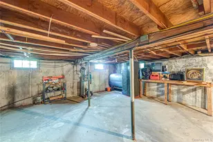 23 Wyandotte St, Selden, NY 11784 - Photo 15