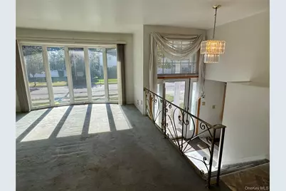 316 Violet Street, Massapequa Park, NY 11762 - Photo 25