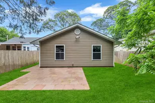 30 Harding Rd, Ronkonkoma, NY 11779 - Photo 31