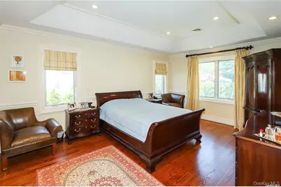 24 Steamboat Road, Great Neck, NY 11024 - Photo 17