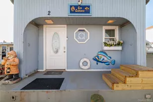 220 Shore Rd, Seaford, NY 11783 - Photo 3