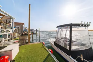 220 Shore Rd, Seaford, NY 11783 - Photo 23