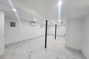 330 Taylor Ave, Bronx, NY 10473 - Photo 23