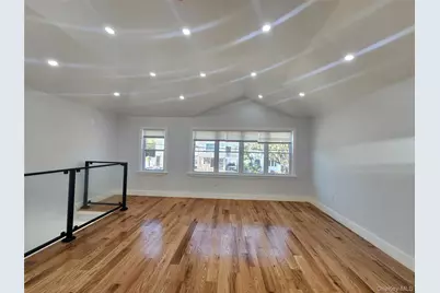 330 Taylor Avenue, Bronx, NY 10473 - Photo 15