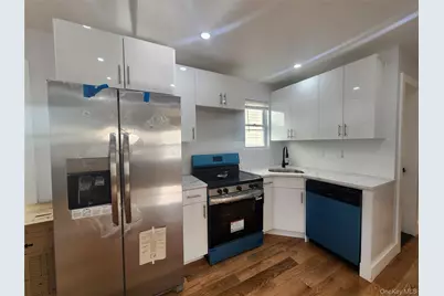 330 Taylor Avenue, Bronx, NY 10473 - Photo 17