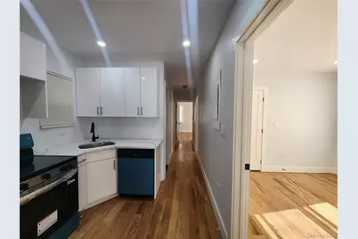 330 Taylor Avenue, Bronx, NY 10473 - Photo 7