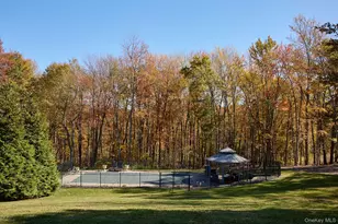 27 Westview Dr, Wallkill, NY 12589 - Photo 43