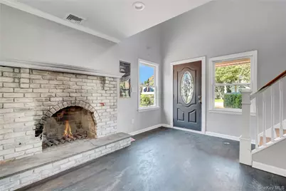 34 Woodberry Road, Patchogue, NY 11772 - Photo 5