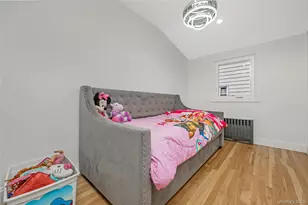 206-15 Richland Ave, Hollis, NY 11364 - Photo 23