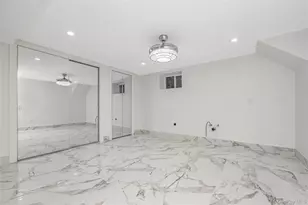 206-15 Richland Ave, Hollis, NY 11364 - Photo 29