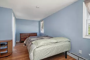 119 Lincoln Ave, Roosevelt, NY 11575 - Photo 9