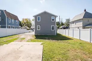 119 Lincoln Ave, Roosevelt, NY 11575 - Photo 23