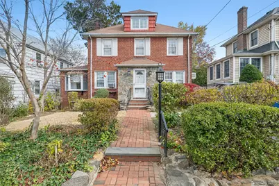 4607 Concord Avenue, Great Neck, NY 11020 - Photo 1