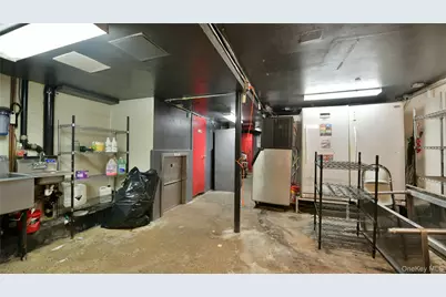 59-09 71st Avenue, Ridgewood, NY 11385 - Photo 15