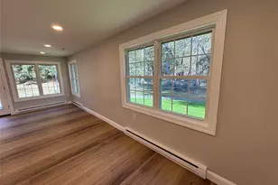 280 Berwick Ct, Ridge, NY 11961 - Photo 11