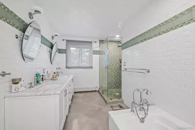 740 Kearny Drive, Woodmere, NY 11581 - Photo 15