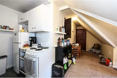 38 Park Avenue, White Plains, NY 10603 - Photo 9