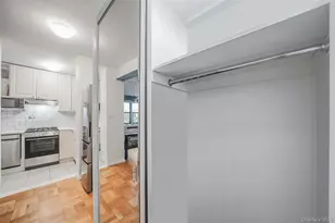 460 E 79th St, New York, NY 10075 - Photo 7