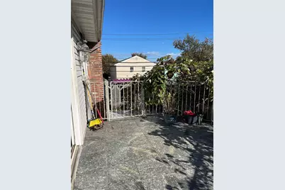 429 E Park Avenue #2nd Floor, Long Beach, NY 11561 - Photo 7