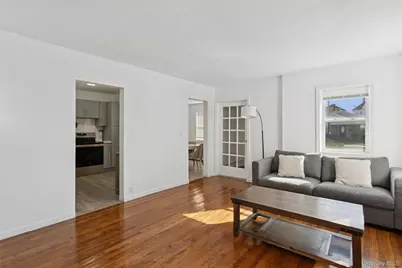 213 E Market Street, Long Beach, NY 11561 - Photo 7