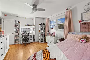 9 Riviera Pkwy, Lindenhurst, NY 11757 - Photo 7