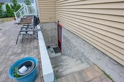 9 Riviera Parkway, Lindenhurst, NY 11757 - Photo 15