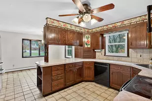 28 Miller Dr, Hopewell Junction, NY 12533 - Photo 9