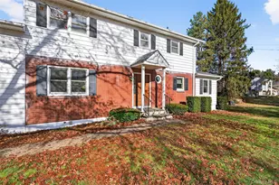 28 Miller Dr, Hopewell Junction, NY 12533 - Photo 3