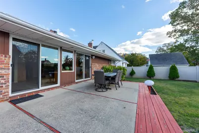 2860 Lenox Road, Oceanside, NY 11572 - Photo 25