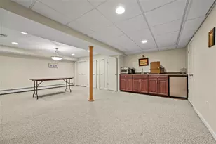 2860 Lenox Rd, Oceanside, NY 11572 - Photo 19