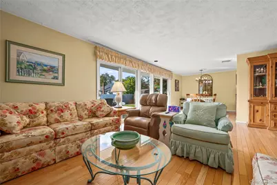 2860 Lenox Road, Oceanside, NY 11572 - Photo 9