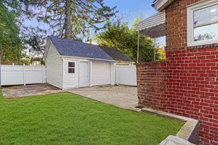 106-14 217th St, Queens Village, NY 11429 - Photo 25