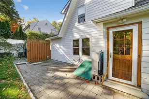 10 Edna St, White Plains, NY 10606 - Photo 29