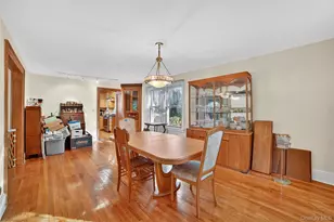 10 Edna St, White Plains, NY 10606 - Photo 11