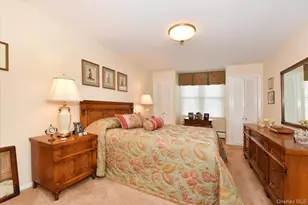 60 Hempstead Ave, Lynbrook, NY 11563 - Photo 17