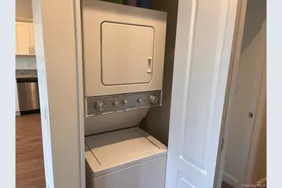 333 W Montauk Highway #1, Lindenhurst, NY 11757 - Photo 5