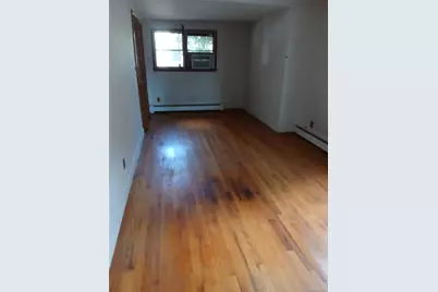 8 Woodburn Street, Patchogue, NY 11772 - Photo 15